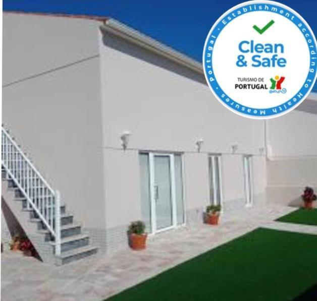 Feather House Hébergement de vacances São Bartolomeu