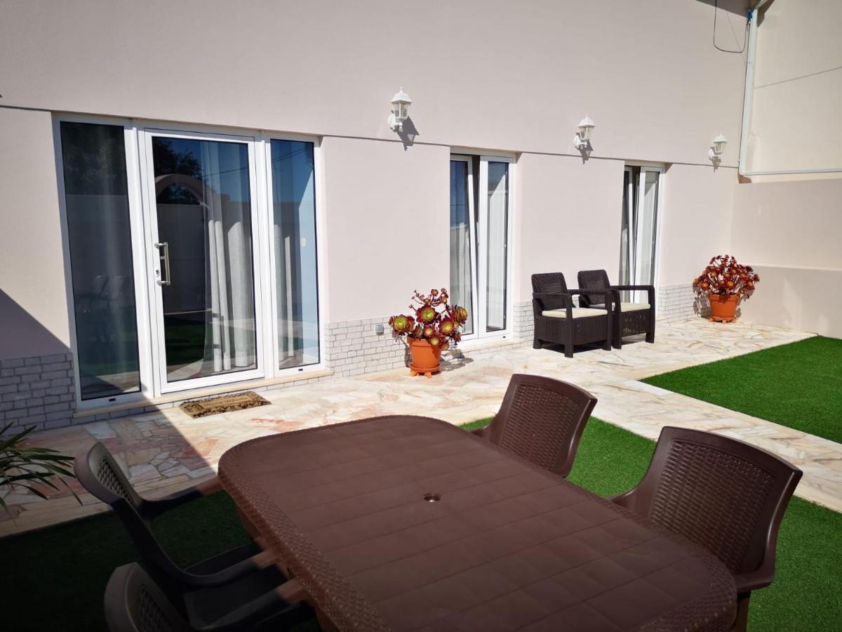 Feather House Hébergement de vacances São Bartolomeu