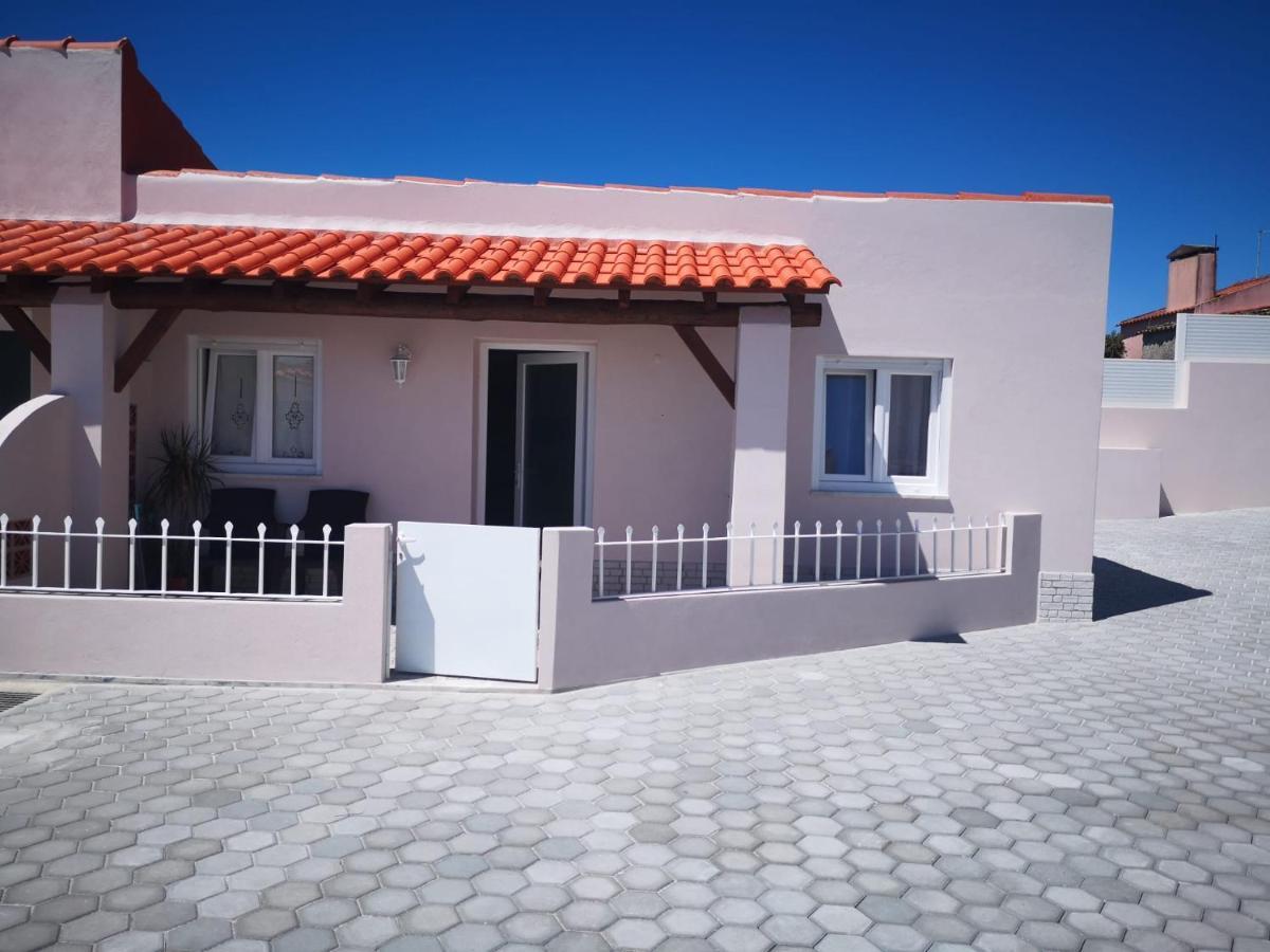 Feather House * São Bartolomeu